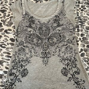 Woman fleur-de-lis rhinestone T-shirt size s